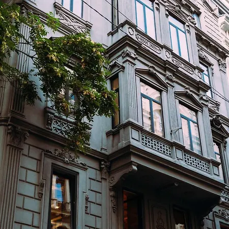 Decamondo Aparthotel