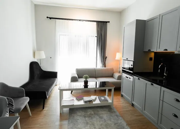 Decamondo Aparthotel