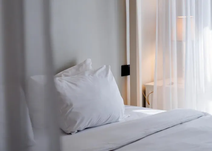 Decamondo Aparthotel 4*