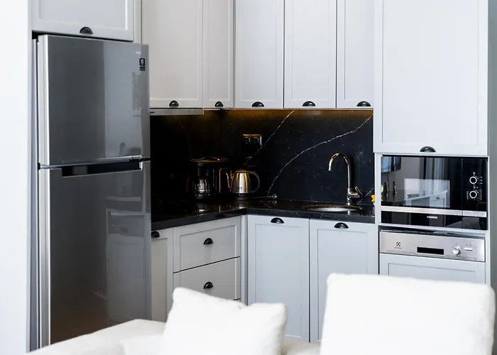 Decamondo Aparthotel 4*