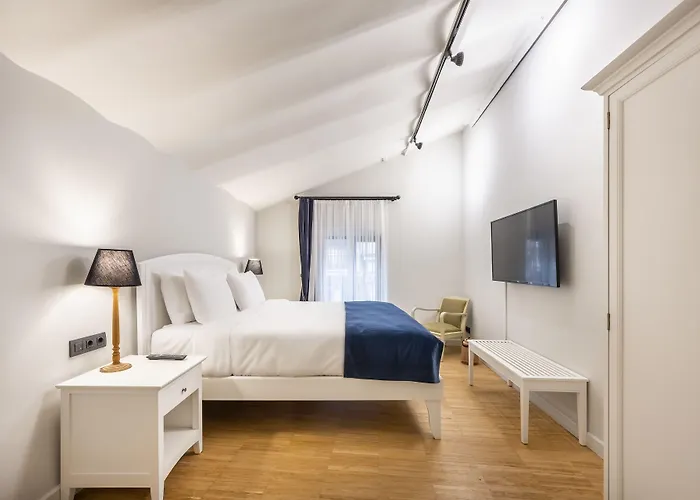 Aparthotel Decamondo 4*