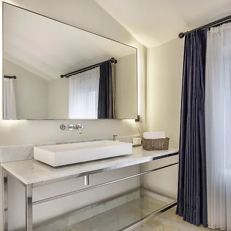 Decamondo Apartahotel